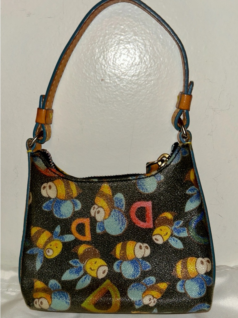 Dooney & Bourke Black Bee Print Mini Shoulder Bag with Tan Trim - Picture 3 of 4